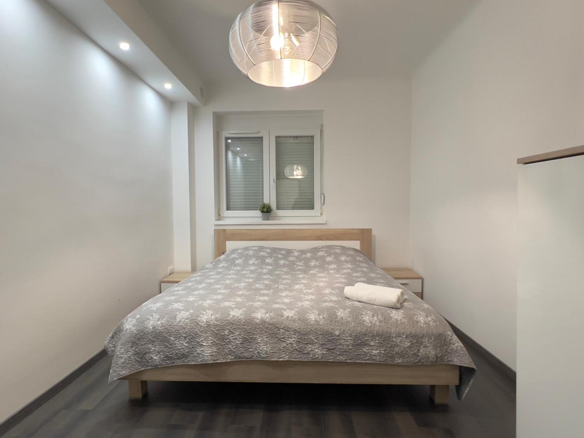 Pecsiapartmanok - K2 Apartman Ngoại thất bức ảnh